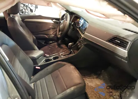 2021 Volkswagen Jetta 1.4T R-Line/1.4T S/1.4T Se из США, поврежденный, VIN 3VWC57BU9MM097951